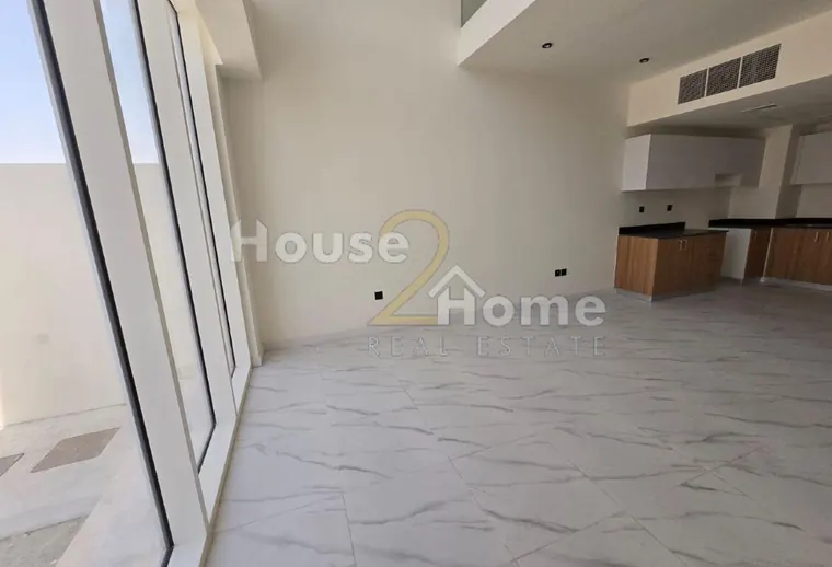 Loft Living | Rented | High ROI | Genuine resale photo 4