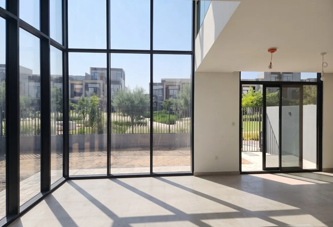 Spacious Layout | Family Living | Great Location photo 1
